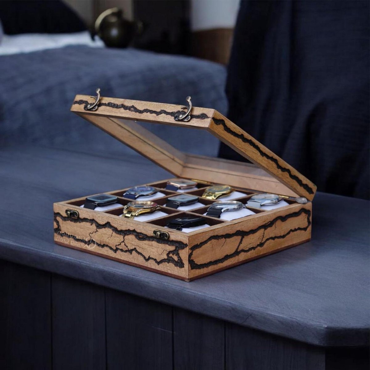 Houten Horlogedoos - Sieraden Organizer - Collectie Opbergen - Handgemaakt Vintage Design - 9 Vakken - Natuurlijk Hout