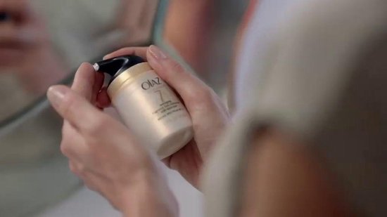 Olay Beauty Fluid Hydraterende Lotion Voor Gezicht En Lichaam - 200 ml |  bol.com