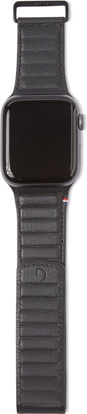 DECODED Traction Strap - Magnetische Horloge Band geschikt voor Apple Watch 6 / SE / 5 / 4 (44 mm) en Apple Watch 3 / 2 / 1 (42 mm) - Magneetsluiting - Zwart - Decoded