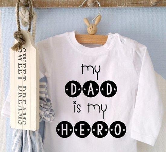 Shirtje baby tekst papa jongen meisje My dad is my hero | Lange   mouw T-Shirt | wit zwart | maat 62 | eerste vaderdag kind cadeautje liefste leukste unisex kleding babykleding  papa's worden voor verjaardag