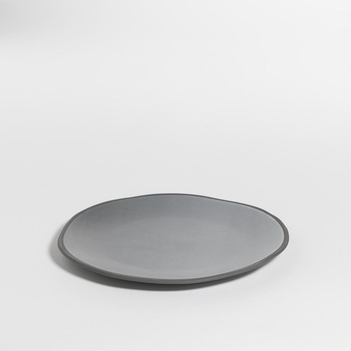 The Table atelier - dinerbord - Ø 26 cm - handgemaakt - grijs