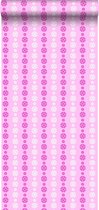 ESTAhome behang kant-motief zacht roze en wit - 136826 - 53 cm x 10,05 m