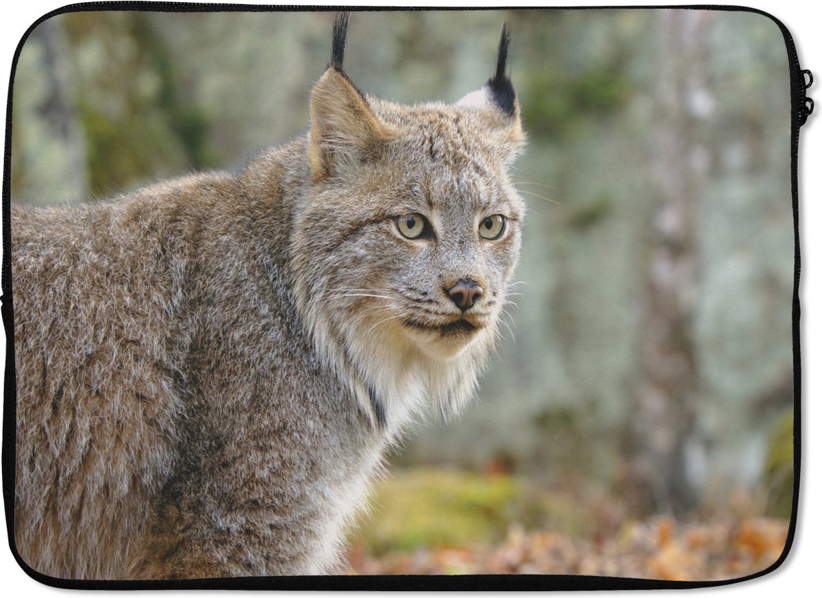 Laptophoes 13 inch 34x24 cm - Roofdieren - Macbook & Laptop sleeve Lynx in het bos - Laptop hoes met foto
