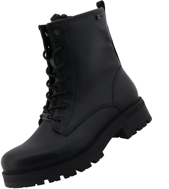 Bottine noire en cuir Mustang avec fermeture éclair et lacets. Détaillée avec le logo Mustang sur le bord de la semelle.