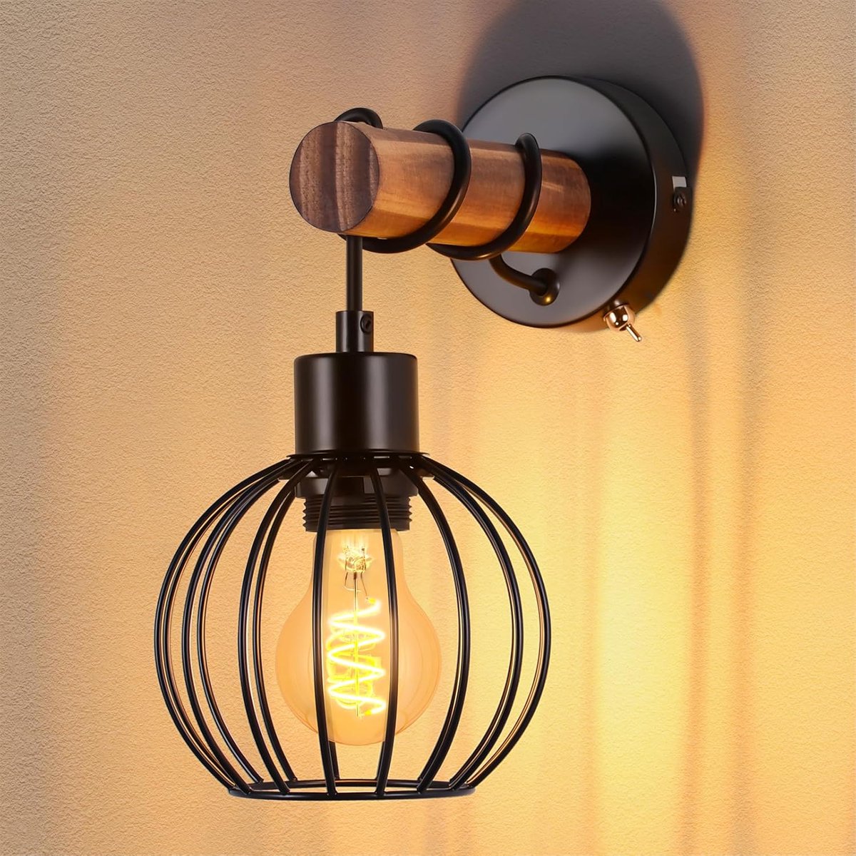 Houten Wandlamp - Industriële Verlichting - Sfeerverlichting Binnen - Met Aan/Uit Schakelaar - 10x2.5x14.7cm - Zwart
