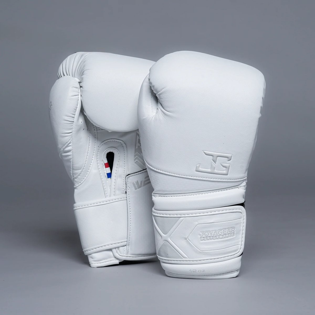 Joyagear Performance V2 Bokshandschoenen – Wit/Carbon – 14 oz – Geschikt voor Boksen, Kickboksen, Muay Thai & MMA – Inclusief Bandage Set