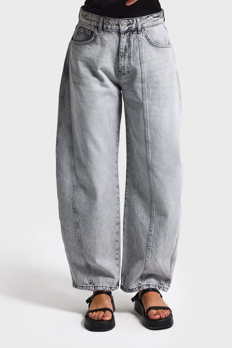 It's Basic - BARREL BALLOON MID RISE JEANS - ASH