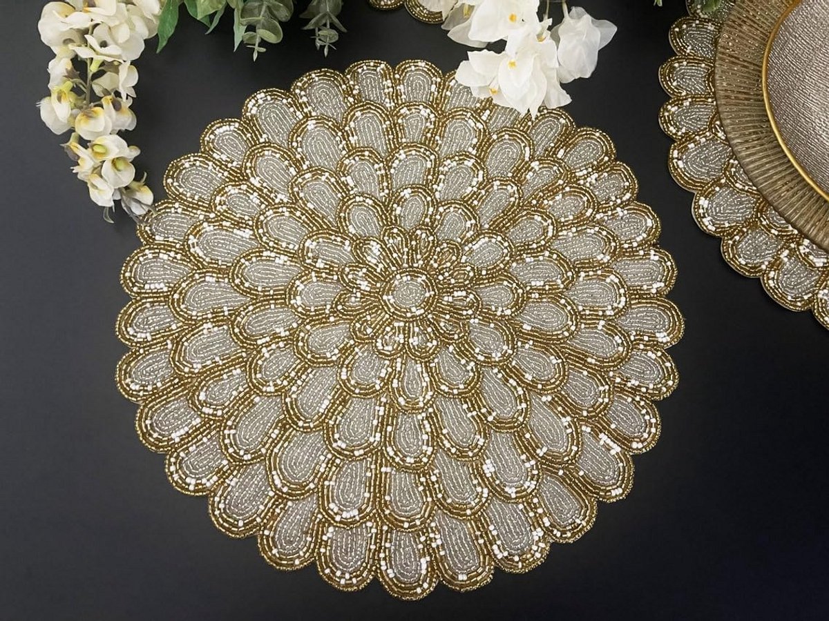 Ronde Placemats Set van 6 Parels Zilver Goud Wit - Handgemaakt - 35 cm Tafelbeschermer