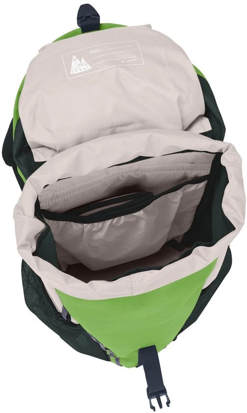 Open groene rugzak van VAUDE, de binnenkant toont een open compartiment en een naamlabel.
