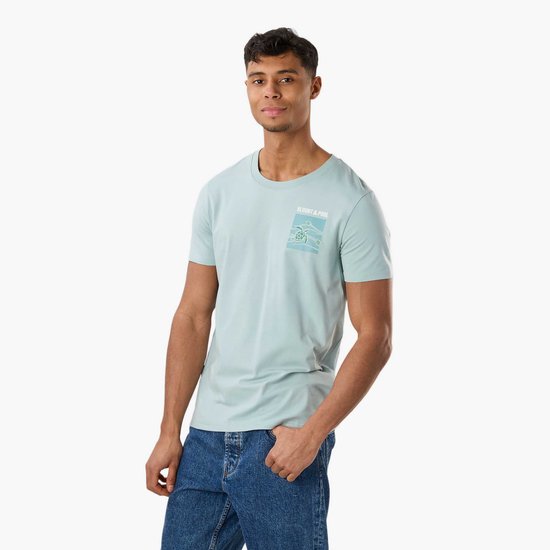 Lichtblauwe katoenen T-shirt met een grafische print van zeeschildpadden en golven op de linkerborst.