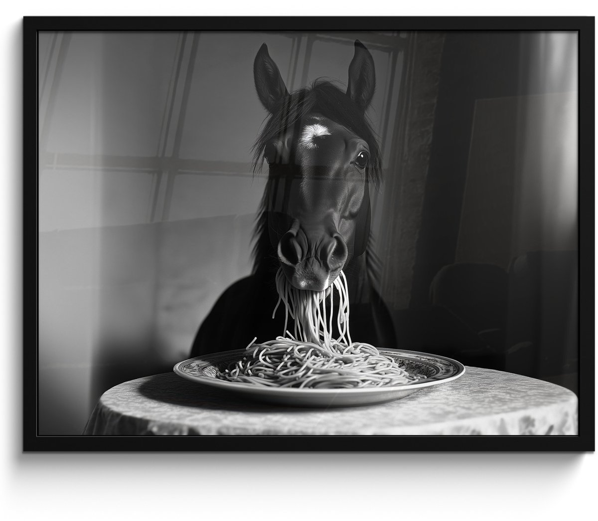 FrameYourWall Fotolijst incl. Poster Zwart Wit- Paard - Bord - Pasta - Tafelkleed - Zwart Wit - Dieren - 70x50 cm - Posterlijst