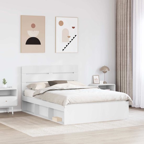 Wit bedframe met hoofdeinde van massief grenenhout, 160x200cm, met opbergvakken.