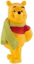Bullyland - Disney Winnie de Poeh met groene sjaal - taarttopper - 3 x 3 x 6,5 cm (lxbxh)