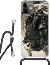 Hoesje met koord Geschikt voor iPhone 11 - Schotse Hooglander - Sneeuw - Horens - Siliconen - Crossbody - Backcover met Koord - Telefoonhoesje met koord - Hoesje met touw