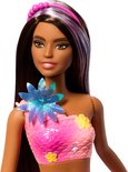 Barbie zeemeermin met lange bruine haren, roze top en schubbenstaart versierd met bloemen.