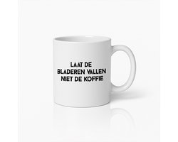 Laat de Bladeren Vallen, Niet de Koffie" Herfstmok – Gezellige Keramische Beker met Seizoensquote – Ideaal Cadeau voor Koffieliefhebbers