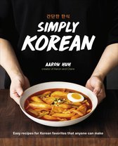 Boekomslag 'Simply Korean' van Aaron Huh, met op de voorkant een kom tteokbokki, met de Koreaanse tekst '간단한 한식'.