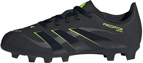 Football boot adidas noir avec des accents verts et le texte "PREDATOR EST. 1994".
