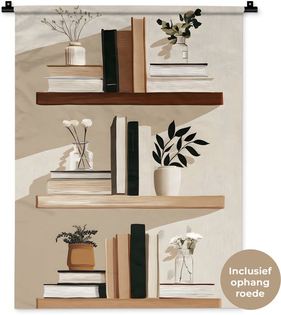 Detail van een wandkleed met bruine planken, boeken, vaasjes, planten. Tekst: Inclusief ophangroede.