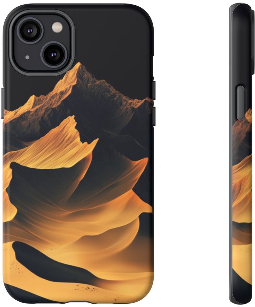 Gouden Berglandschap met Verloop – Telefoonhoesje Geschikt voor iPhone 14 Plus