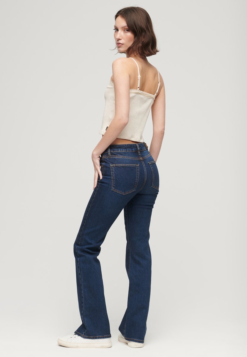Superdry Slimfit jeans met middelhoge taille en wijduitlopende pijpen Dames Jeans Van Dyke Mid Used
