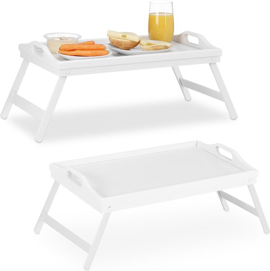 De WOOOD bjzettafel Sasha 41x41x41 cm s een hout tafeltje met een