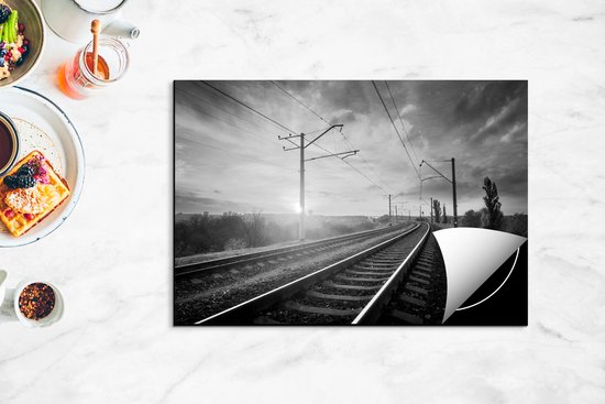 Chefcare Inductie Beschermer Rails Spoorweg bij Zonsondergang - Zwart Wit - 77x51 cm - Afdekplaat Inductie - Kookplaat Beschermer - Inductie Mat