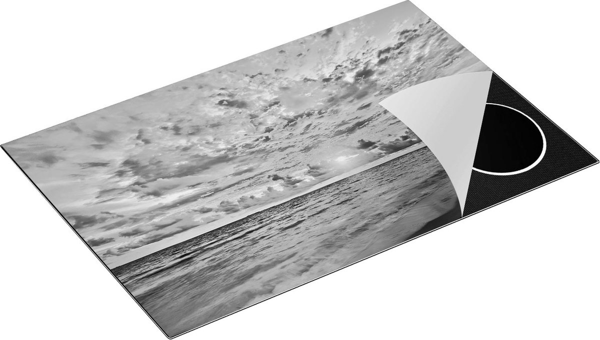 Chefcare Inductie Beschermer Zonsondergang op het Strand in de Malediven - Zwart Wit - 80x55 cm - Afdekplaat Inductie - Kookplaat Beschermer - Inductie Mat