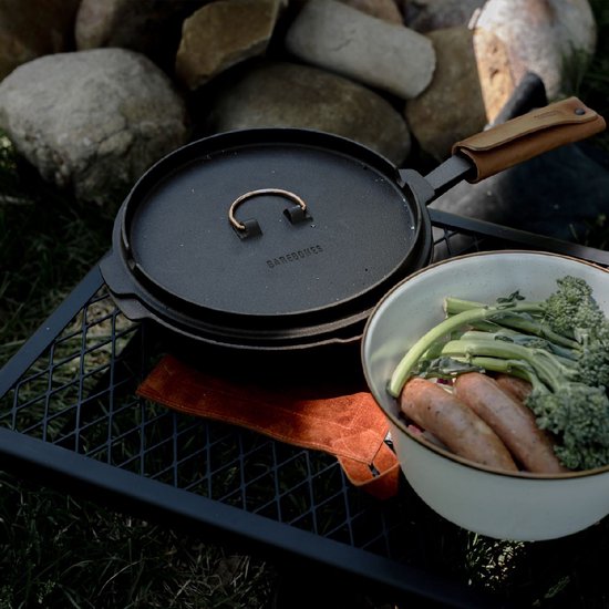 Barebones Allinone Cast Iron Skillet 10" 25cm Gietijzer