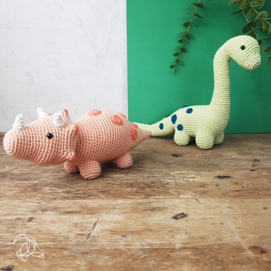 Kit Crochet Triceratops Hardicraft - Crochet - DIY - Pour Adultes - Nounours - Kits de crochetage de Crochet