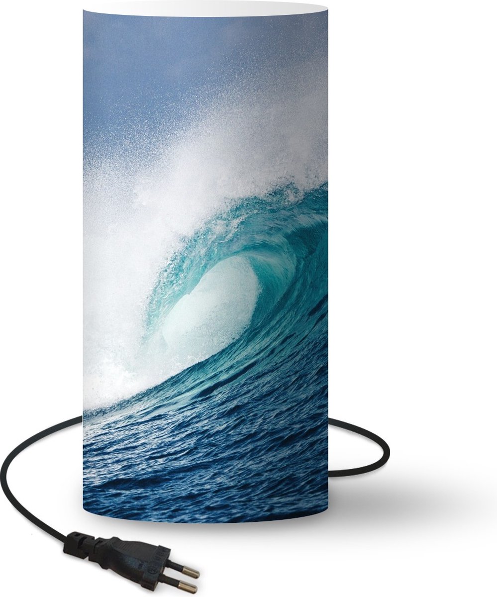 Lamp - Nachtlampje - Tafellamp slaapkamer - Zee - Golf - Schuim - 54 cm hoog - Ø24.8 cm - Inclusief LED lamp