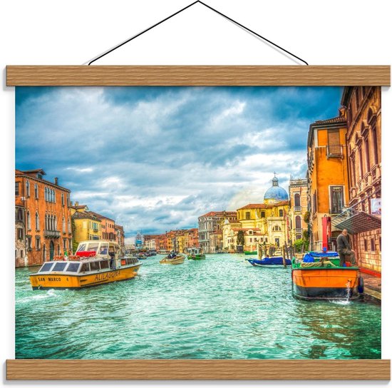 Schoolplaat – Schilderij van Bootjes in Venetië  - 40x30cm Foto op Textielposter (Wanddecoratie op Schoolplaat)