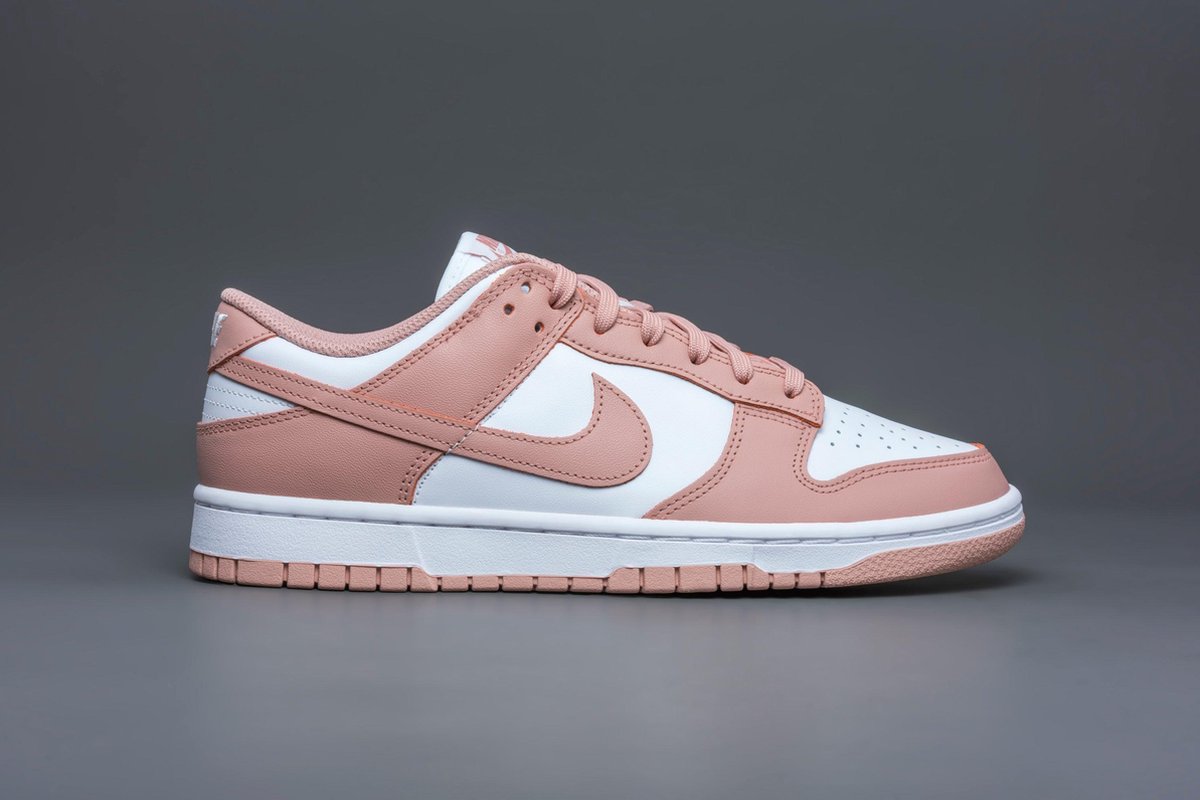 dunk low roze