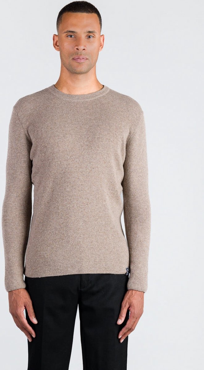 Loop.a Life | SOFT CREW NECK SWEATER | Light Brown