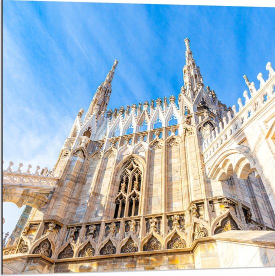 Dibond - Onderaanzicht van Kathedraal van Milana onder Sluierbewolking, Italië - 80x80 cm Foto op Aluminium (Wanddecoratie van metaal)