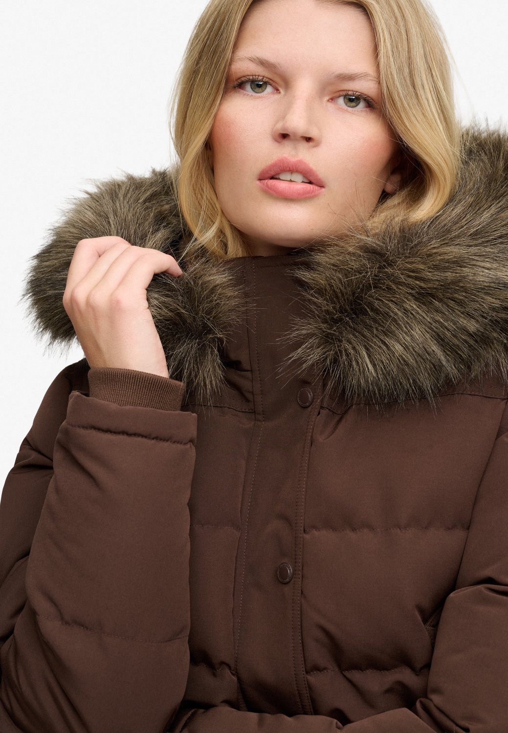 Superdry Everest Bomber Jas met Slanke Pasvorm Dames Gewatteerde jassen Bruin