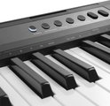 Knoppen met labels als 'PIANO', 'KEYBOARD', 'ORGAN', 'SYNTH', 'OTHER' op het zwarte bedieningspaneel van het MAX RhapsodyDP88S digitale piano keyboard.