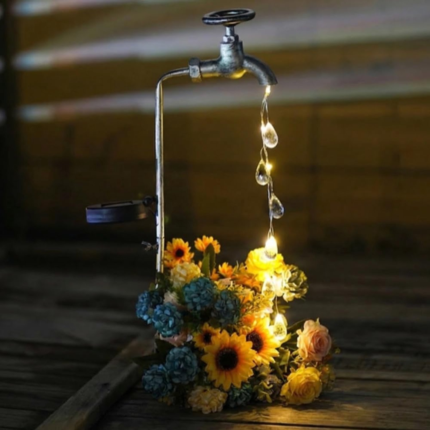 Zonne-energie kraan water druppels licht, tuin decoratie smeedijzer retro schattige kranen water druppel vloerlicht - ShopVlot