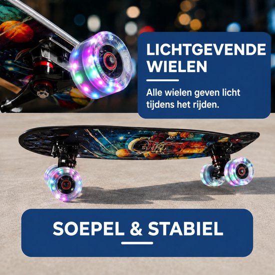 Skateboard met een kosmische astronautenprint en lichtgevende, veelkleurige wielen die oplichten tijdens het rijden.