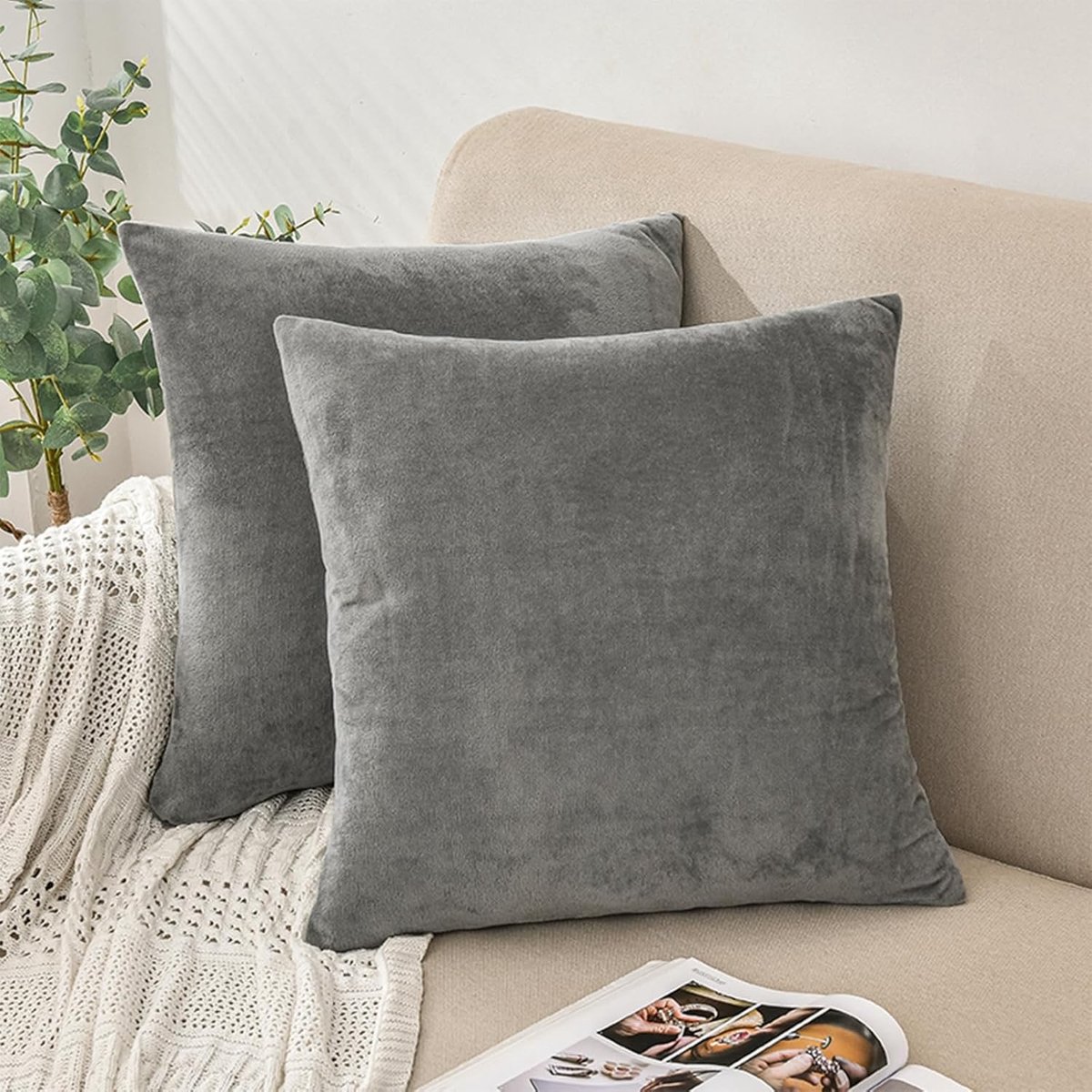Set van 2 Fluwelen Kussenhoezen 40 x 40 cm, Decoratieve Kussens voor Bank, Luxe Kussenhoezen met Verborgen Rits in Grijs