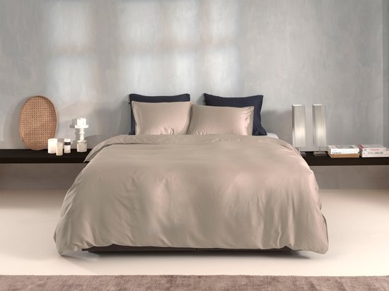 Zohome Dekbedovertrek Satinado - Effen Bedlinnen - 200x220 - Beige - Dekbedhoes van 100% Katoen-Satijn van Merkloos — afbeelding 4