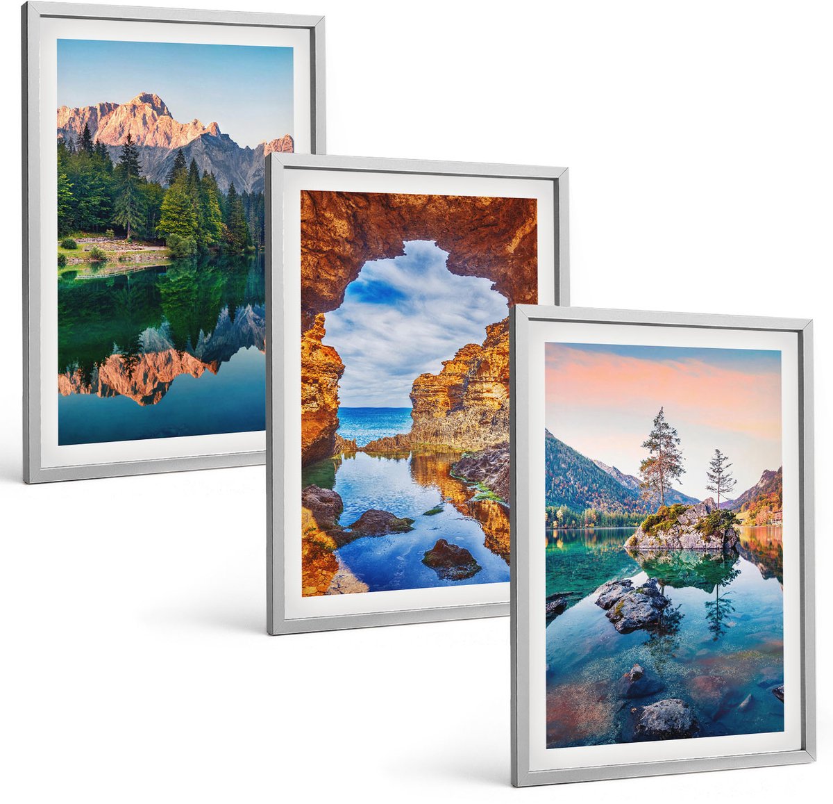 Coloray 3-Delige Schilderij Set - Bergmeren Met Weerspiegelingen In Het Water En De Rotsen. - 40 x 60 cm - Wanddecoratie - Muurdecoratie - Moderne Interieurdecoratie