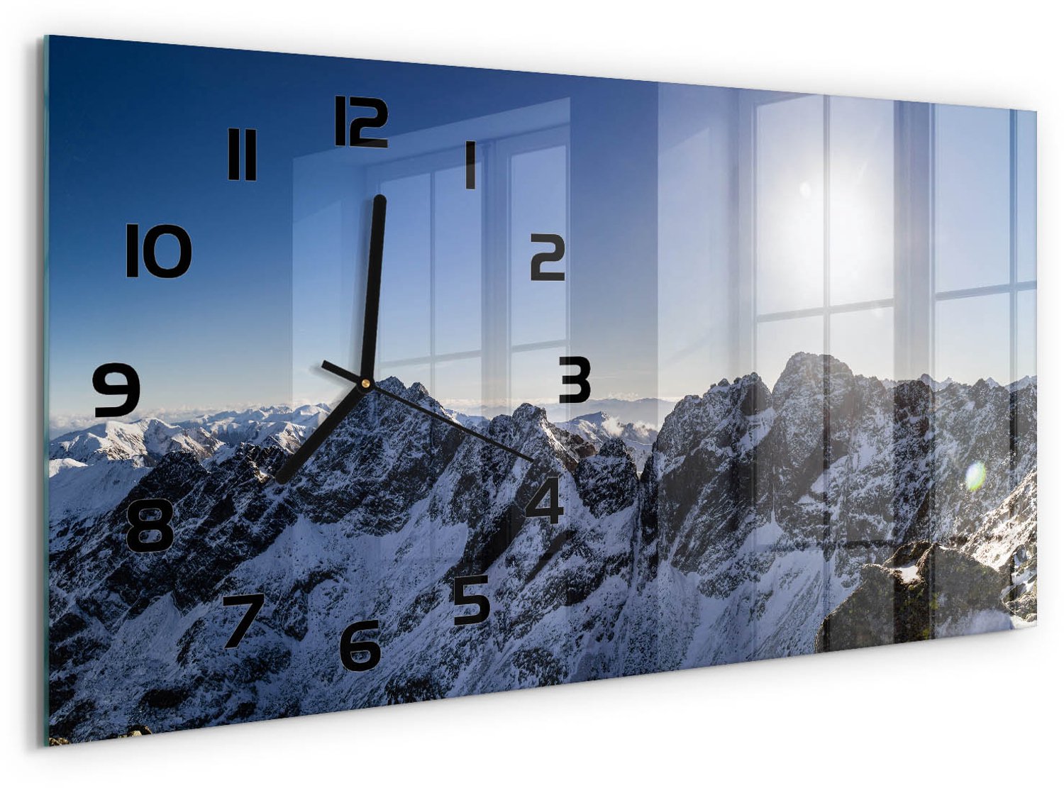 TULUP Wandklok - De winter in het Tatragebergte Wandklok Glas Met Motief - 60x30 cm - Blauw Decoratieve Glazen Klok - Zwarte handen - Rechthoekige Klok - Gekleurde Glazen Klok - Glazen Klok Met Print