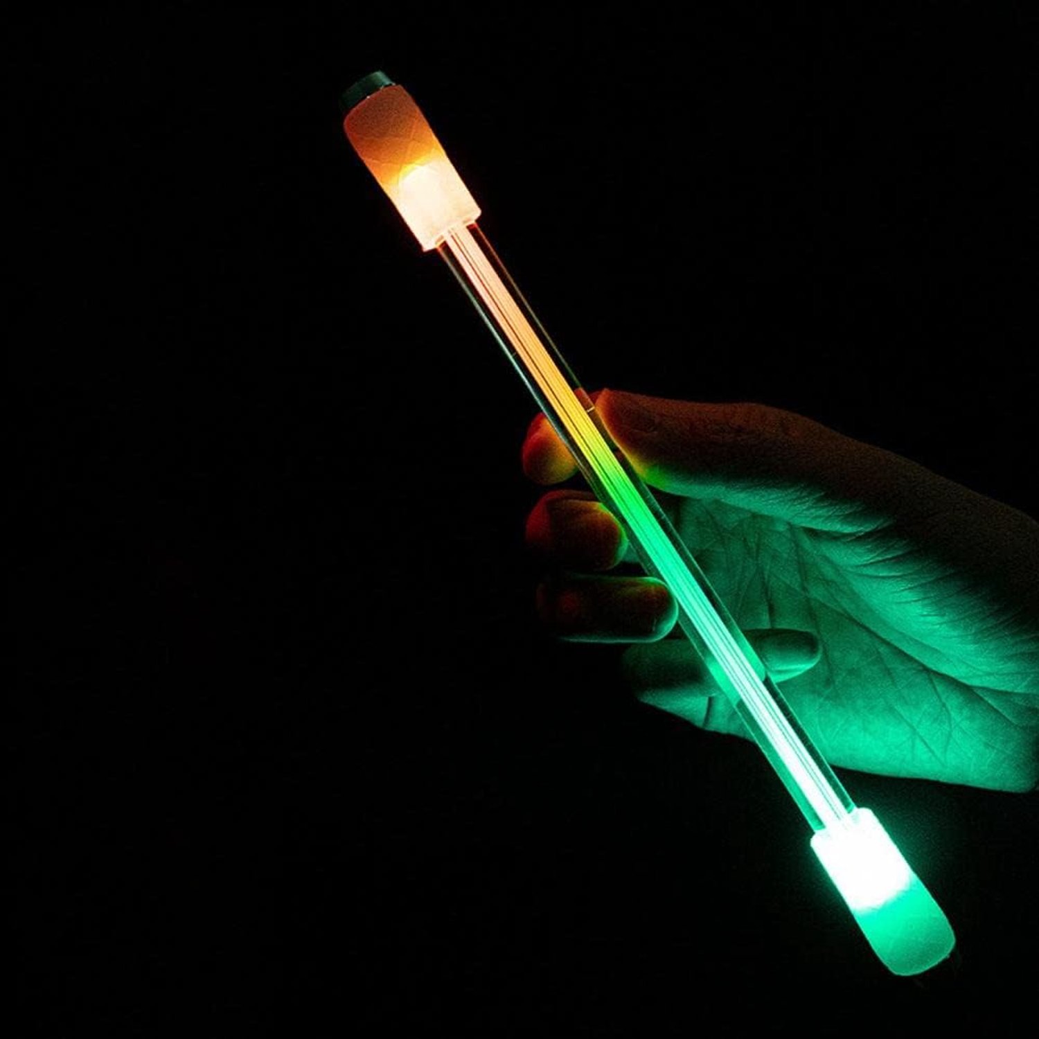 Pen 7 kleuren LED Rolling Finger Rotation Pen Verlichte Anti-slip Decompressie Slagpen LED Rolling Finger Roterende Balpen