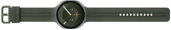 Plat aanzicht van olijfgroene smartwatch met wijzerplaat tonend zaterdag 28, 92 activiteit en 3457 stappen.