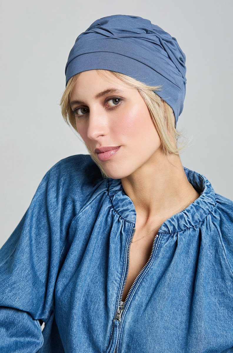 Gisela Mayer chemo muts Bahama - Duif