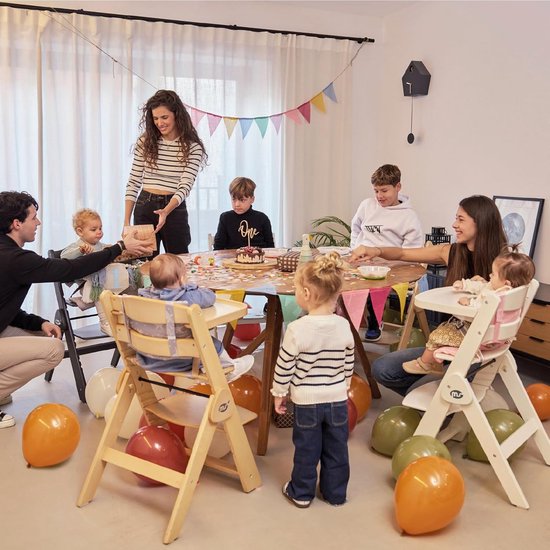 Opvouwbare Houten Kinderstoel Ergonomisch Verstelbaar en Veilig — afbeelding 4