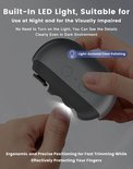 Elektrische nagelknipper met ingebouwd LED-licht dat verlichtingsondersteuning biedt bij het polijsten.