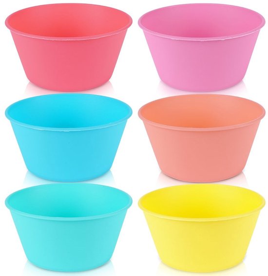 Plats colorés en plastique - 6 pièces