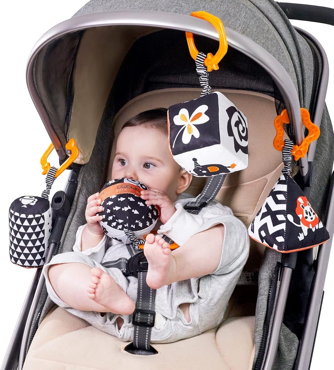 Zwarte en Witte Hoog Contrast Vormset - Baby Pluche Rammelaars en Hangspeelgoed voor 0 tot 12 Maanden